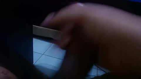 Snapshot of wellingtont chatting on 10.04.25 wellingtont online show from 10.04.25