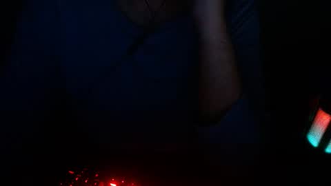 Snapshot of wellingtont chatting on 10.06.25 wellingtont online show from 10.06.25