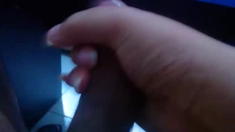 Snapshot of wellingtont chatting on 10.06.25 wellingtont online show from 10.06.25