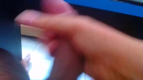 Snapshot of wellingtont chatting on 10.17.25 wellingtont online show from 10.17.25