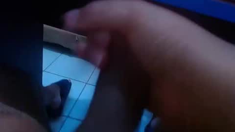 Snapshot of wellingtont chatting on 10.25.25 wellingtont online show from 10.25.25