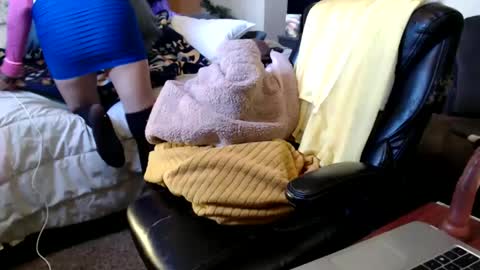 Snapshot of weluvwoman84 chatting on 12.30.24 RiZZA and MiKE online show from 12.30.24