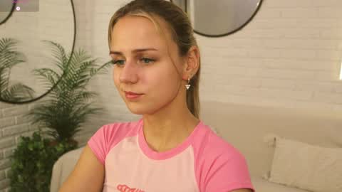 Im Wendy online show from 05.15.26