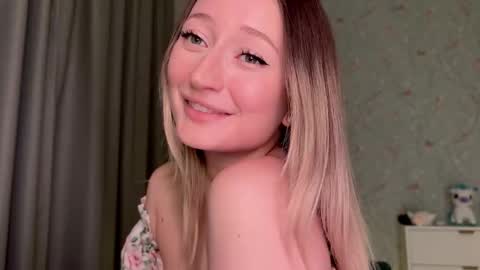 Daisy    online show from 11.12.25