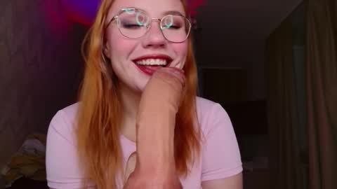 Snapshot of wendy_cherryy chatting on 10.30.25 Wendy online show from 10.30.25