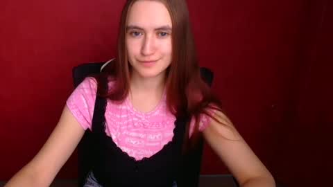 Snapshot of wendy_say_ chatting on 10.12.25 Wendy online show from 10.12.25