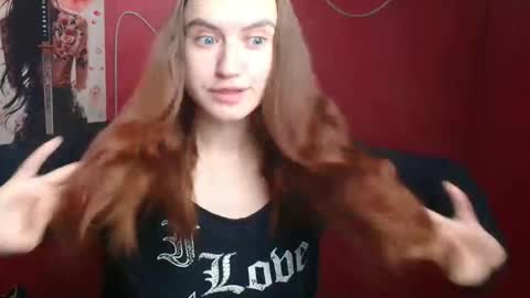 Snapshot of wendy_say_ chatting on 10.22.25 Wendy online show from 10.22.25