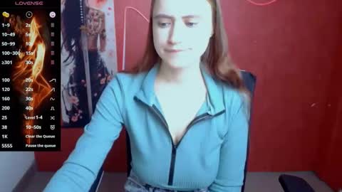 Snapshot of wendy_say_ chatting on 11.08.25 Wendy online show from 11.08.25