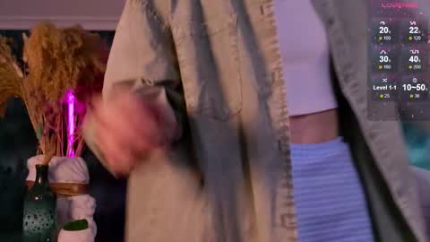 Snapshot of wendygilber chatting on 10.19.25 Wendy online show from 10.19.25