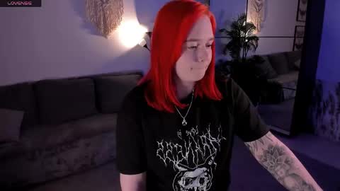 Snapshot of wendyycandy chatting on 04.29.26 wendyycandy online show from 04.29.26