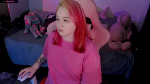 Snapshot of wendyycandy chatting on 06.03.26 wendyycandy online show from 06.03.26