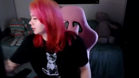 Snapshot of wendyycandy chatting on 07.14.26 wendyycandy online show from 07.14.26