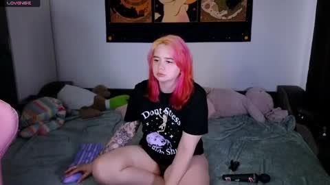 Snapshot of wendyycandy chatting on 07.16.26 wendyycandy online show from 07.16.26