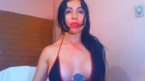 TaTis online show from 12.30.24