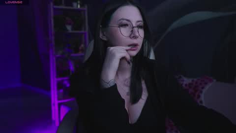 little girl who is always rightLisa online show from 09.29.25