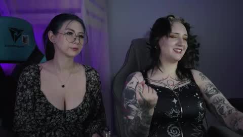 little girl who is always rightLisa online show from 11.22.25