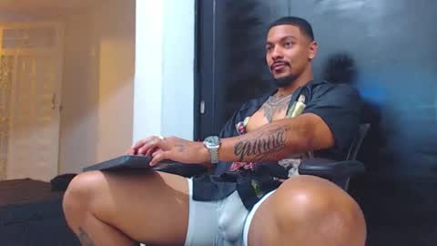 Wesley Rogger online show from 10.02.25