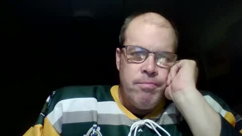 Snapshot of westcoasthockeyplayer chatting on 03.20.26 westcoasthockeyplayer online show from 03.20.26