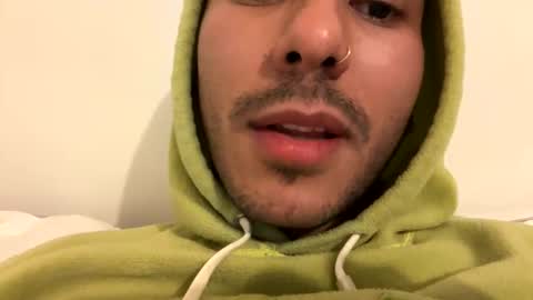 Snapshot of wet1wood chatting on 10.16.25 wet1wood online show from 10.16.25