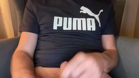 wet_adidasboy online show from 10.18.25