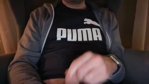 wet_adidasboy online show from 10.28.25