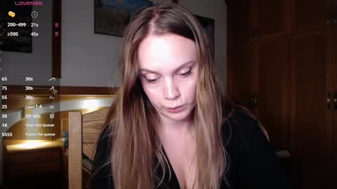 Lana online show from 10.07.25