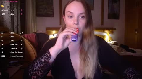 Lana online show from 04.13.26