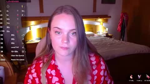 Snapshot of wet_lana chatting on 07.05.26 Lana online show from 07.05.26