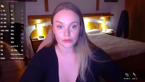 Snapshot of wet_lana chatting on 07.10.26 Lana online show from 07.10.26