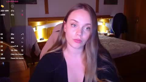 Snapshot of wet_lana chatting on 07.14.26 Lana online show from 07.14.26