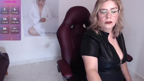 Diva online show from 12.23.24