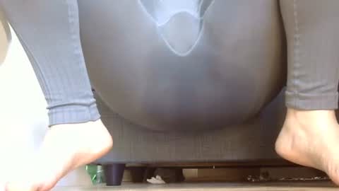 wet_pants2022 online show from 10.06.25