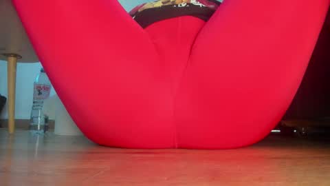 wet_pants2022 online show from 04.21.26