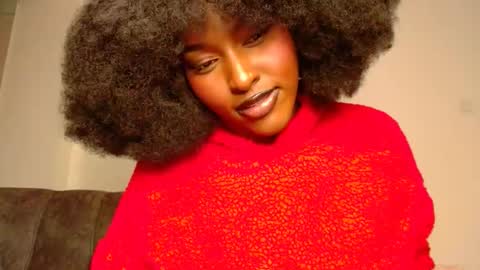 Snapshot of wet_wife_material chatting on 01.03.25 Macey online show from 01.03.25