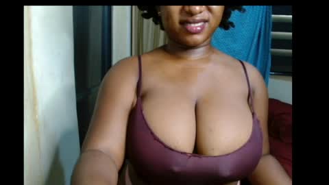 Snapshot of wet_xxpussy55 chatting on 07.11.26 Sonia online show from 07.11.26