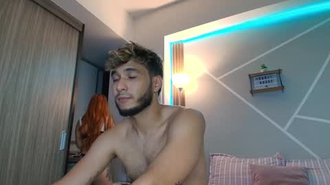 Snapshot of wetbubble chatting on 11.02.25 Mia and Dylan online show from 11.02.25