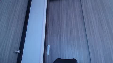 Snapshot of wetbubble chatting on 11.06.25 Mia and Dylan online show from 11.06.25