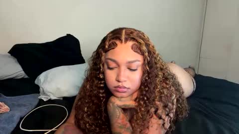 Snapshot of wetcreamerr chatting on 05.20.26 SheSquirts online show from 05.20.26