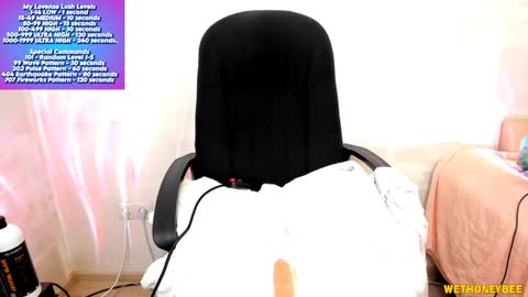 Mina online show from 02.03.25