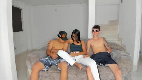 --New girls--TamyDark hair girl--Aitana--Mathiasglasses boy--Peter online show from 09.18.25