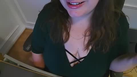 WetWordsOnly online show from 09.26.25