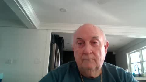 Snapshot of wfs2946 chatting on 12.23.24 wfs2946 online show from 12.23.24
