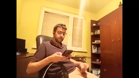 stoffy online show from 10.03.25