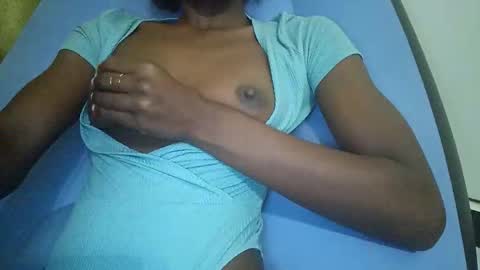 Snapshot of whinebby chatting on 11.06.25 Whinebby online show from 11.06.25