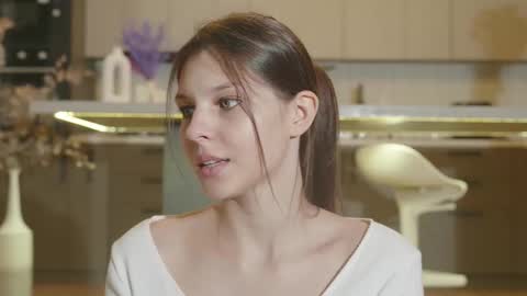 Naomi online show from 11.09.25