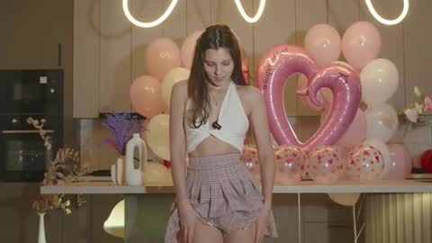 Naomi online show from 11.15.25