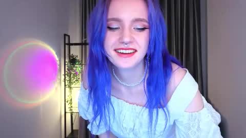 Snapshot of whisperia chatting on 10.13.25 RunayWitch online show from 10.13.25