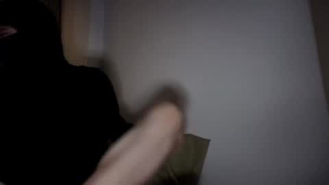 whispero_o online show from 11.15.25