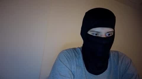 whispero_o online show from 12.19.25