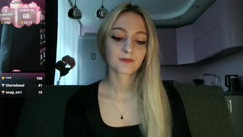 Lina online show from 09.11.25
